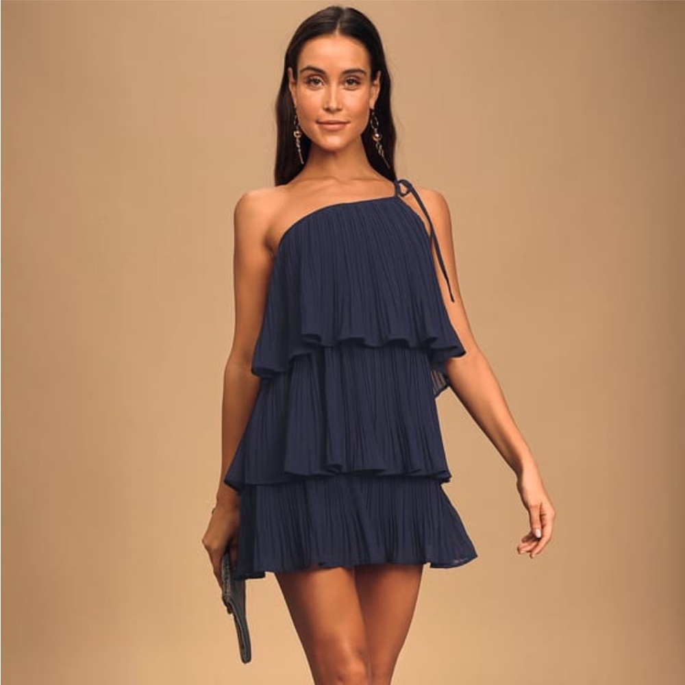 LULUS Blowing kisses navy blue one shoulder tiered dress
